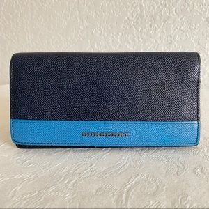 Burberry navy blue long wallet